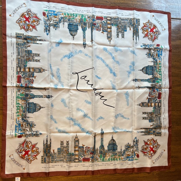 Accessories - Vibrant color London scarf